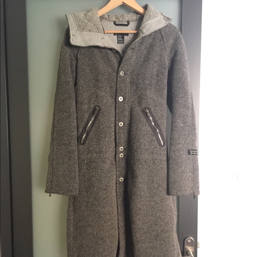 Diesel wool blend woman’s trench coat in grey!!!